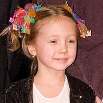 ロシア人女優エカテリーナ・スターズホーワの子役時代の報道写真。