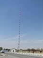 Der 1976 errichtete Sendemast (275 Meter hoch) im Zentrum von Oshakati