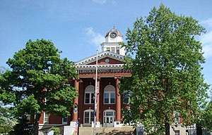 Lincoln County courthouse in Stanford