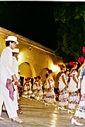 Danza Jarana, Plaza Santa Lucía, Mérida, Yucatán, México, 1987.