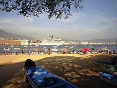 Playa Tlacopanocha