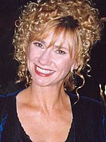 Emmy és Golden Globe-díj-nyertes színésznő Kathy Baker, BA 1977