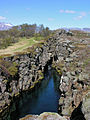 Þingvellir på Island. Bruddsone mellom Den nordamerikanske kontinentalplaten og Den eurasiske kontinentalplaten.