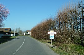 The road into Aussevielle