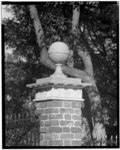 Thumbnail for File:FRONT ENTRY GATE PIER - Nathaniel Russell House, 51 Meeting Street, Charleston, Charleston County, SC HABS SC,10-CHAR,2-11.tif