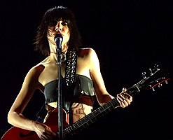 PJ Harvey na koncertě 2. září 2004