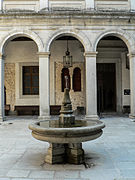 Patio de armas.