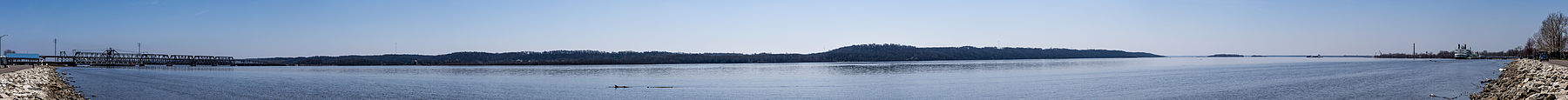 Panorama of Mississippi River, taken from the shore of the river at Riverview Park in Fort Madison, Iowa