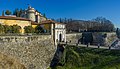 L'ingresso monumentale al castello