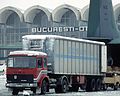 Autotractor DAC 6 Turbo cu remorcă la Aeroportul Otopeni, 1989