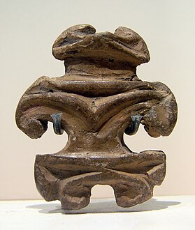 Figurine Dogū, statuette de terre cuite région du Kantō ou de Tōhoku, période Jōmon final 1000-300 av. n. è.. Japon.