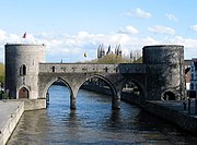 Pont des Trous und Kathedrale in Tournai