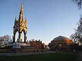 Albert Memorial dan Royal Albert Hall