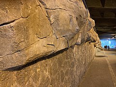 Artificial rocks in one of the Coulée verte’s tunnels