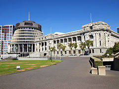 V. l. n. r.: Bowen House, Beehive, Parliament House