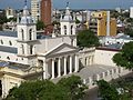 Catedral frente a la plaza Cabral en la ciudad de Corrientes.