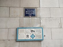 London Roman Wall – Museum of London Walking Tour Plaque 11