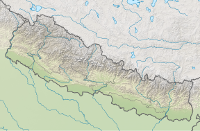 Mount Everest은(는) 네팔 안에 위치해 있다