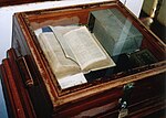 Biblia de la Bounty a l'Església d'Adamstown