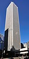 多伦多第一广场（英语：First Canadian Place） 298米，72层