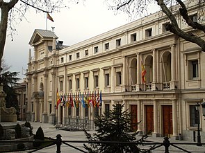 Plaza de la Marina, Sitz des Senates