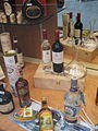 Bottiglie in un negozio di vini e liquori