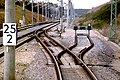 Schutzweiche am nördlichen Ende von Gleis 1. Im Hintergrund ist der Gleiswechsel zu erkennen.