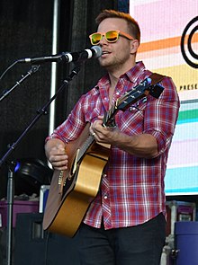 Goss performing in 2014