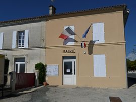 The town hall in Brie-sous-Archiac