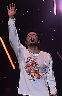 Jon Bellion live in Long Island, New York 2019.jpg