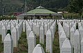 Kuburan muslim di Potočari sebagai memorial genosida dekat Srebrenica