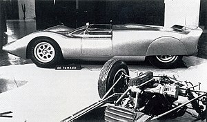 The P70 with De Tomaso Formula 3 in the foreground, at the Turin Racing Motor Show in 1965.