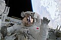 Sóiči Noguči při EVA mise STS-114