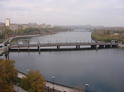 Sông Kalmius đoạn chảy qua Donetsk