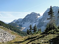 Cascade Pass