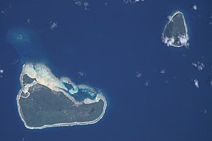 Vista desde satélite de Niuatoputapu, ao sur, e Tafahi, ao norte