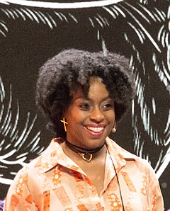 Chimamanda Ngozi Adichie vuonna 2020.