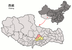 Location of Damxung County (red) within Lhasa City (yellow) and the Tibet Autonomous Region