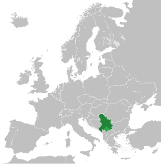 Map of Serbia and Montenegro (green) in 2003, while Kosovo in light green