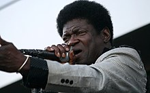 Charles Bradley - The Menahan Street Band (Jazz Fest Wien 2011) 27.jpg