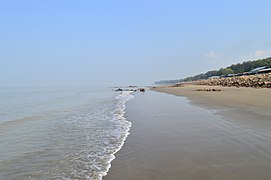 Side view of Patenga sea beach