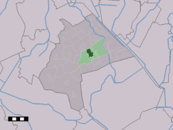 The village centre (dark green) and the statistical district (light green) of Gieten in the municipality of Aa en Hunze.