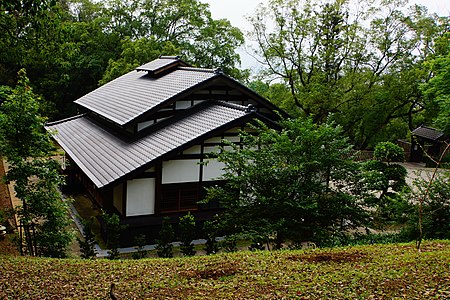 一滴水紀念館側面