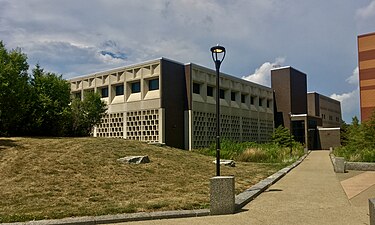 Ketter Hall, Universiteit van Buffalo Amherst, New York 1981