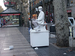 Estàtua humana a la Rambla.