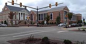 Lancaster County Courthouse (left) at intersection of Main and Dunlap streets