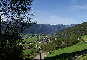 Bèèza, Blick vom Ortstoal Halde