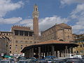 Siena "Piazza del Mercato (Çarşı Meydanı)"