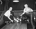 ◣Libr.Congress◢ 20:44, 30 April 2021 — 19360224 Duckpin bowlers (1936)