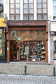 La Marjolaine storefront by Léon Sneyers (1904)